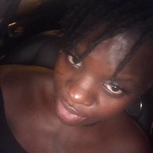 Meet your Posher, Simone